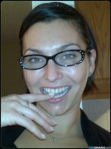 Daniela Lazar Naakt Gelekte foto #17