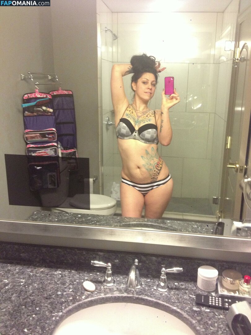 Danielle Colby Naakt Gelekte foto #2