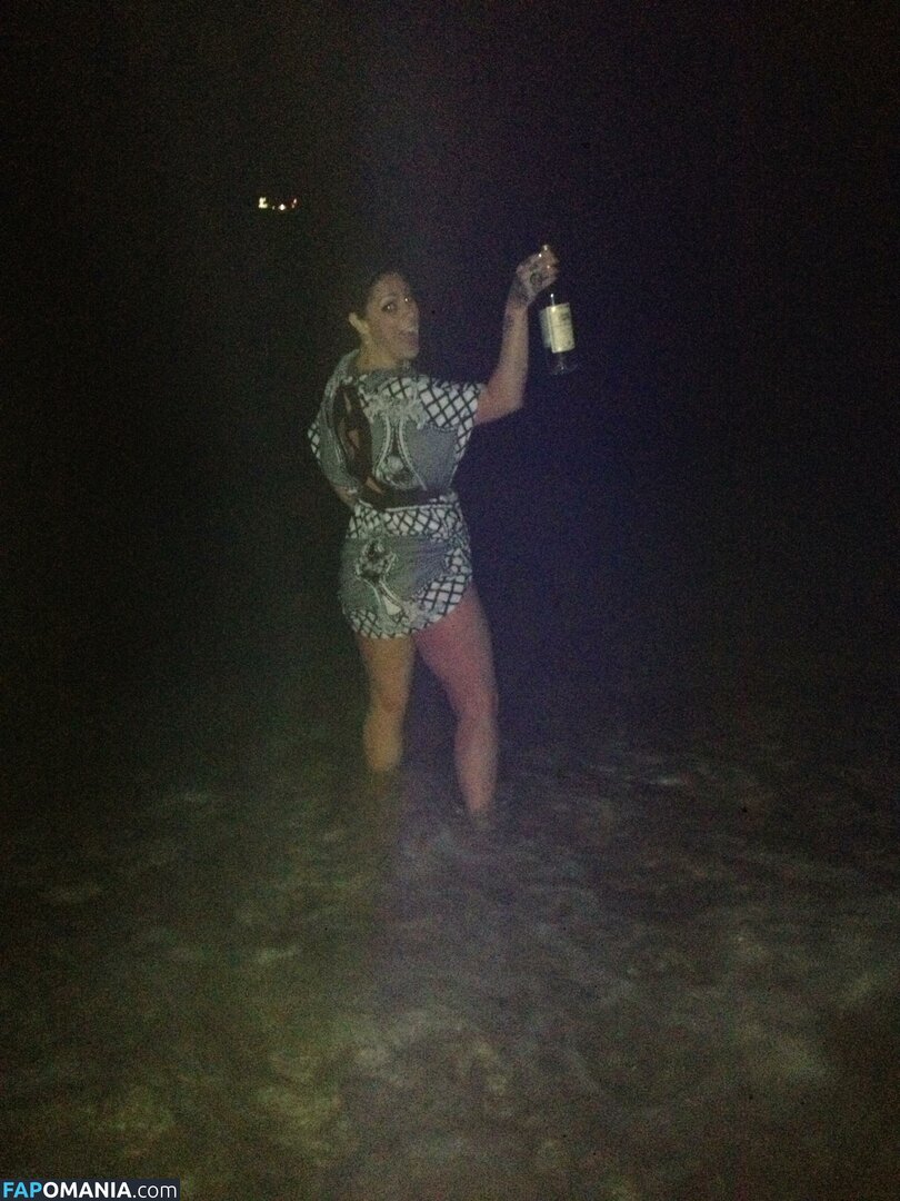 Danielle Colby Naakt Gelekte foto #19