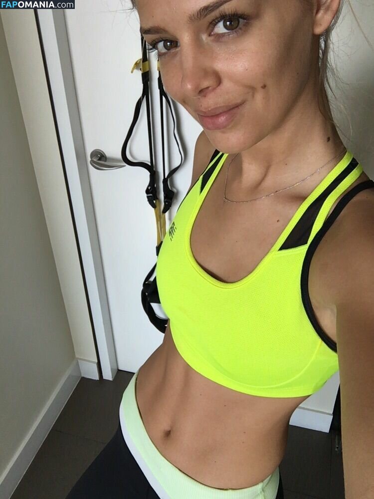 Danielle Knudson Naakt Gelekte foto #217