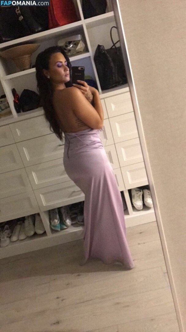Demi Lovato Naakt Gelekte foto #36