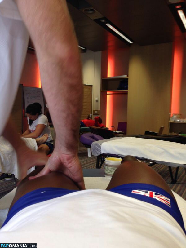 Dina Asher Smith Naakt Gelekte foto #11