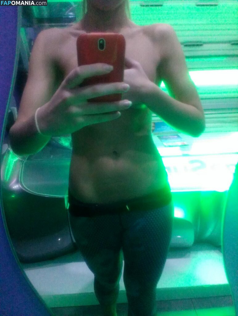 Eilidh Scott Naakt Gelekte foto #148