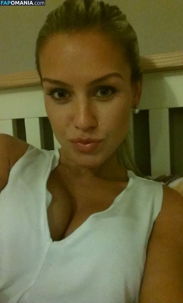 Eilidh Scott Naakt Gelekte foto #184