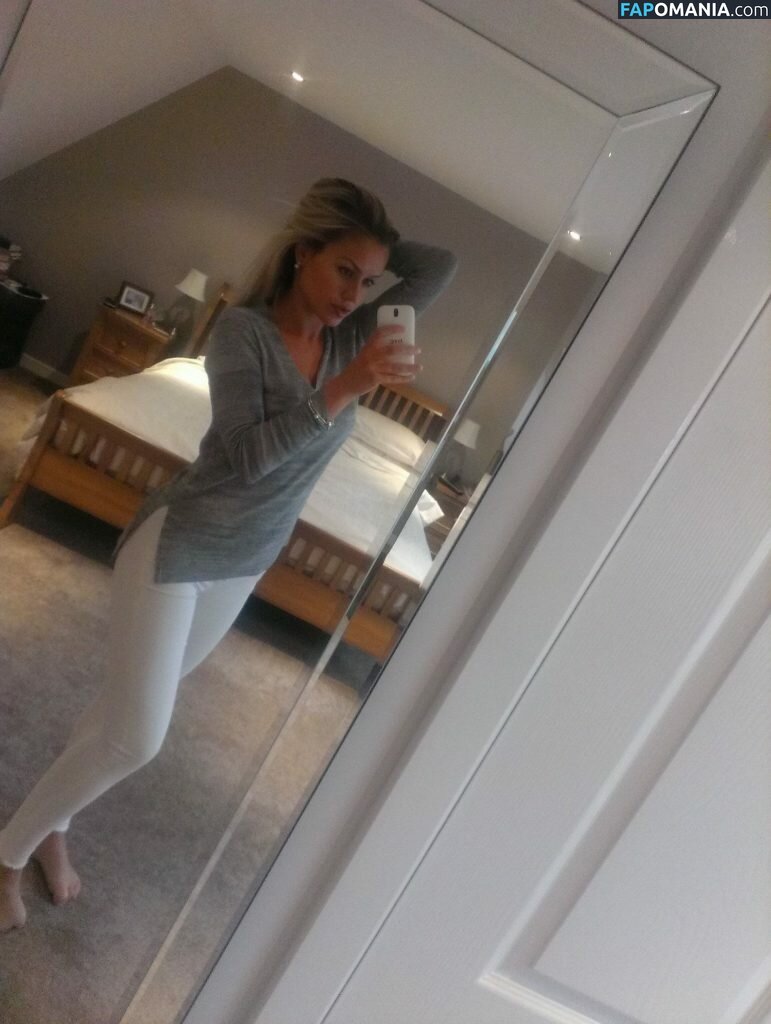 Eilidh Scott Naakt Gelekte foto #202