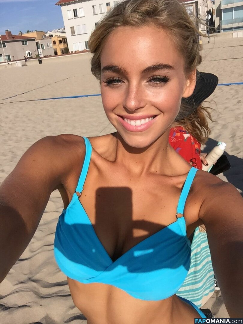 Elizabeth Turner Naakt Gelekte foto #39