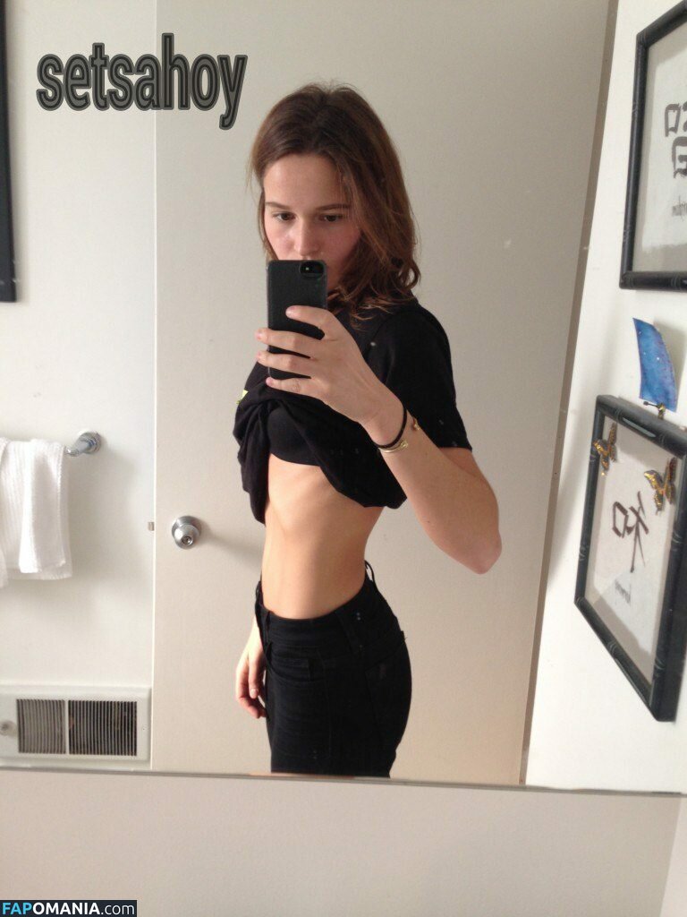 Emily DiDonato Naakt Gelekte foto #39