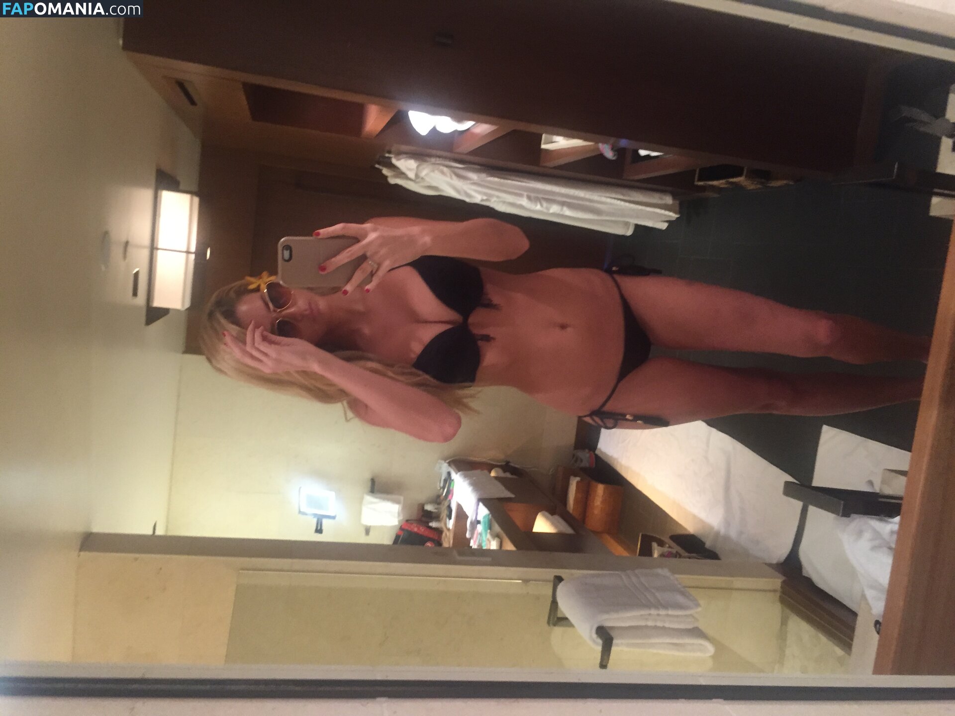 Emma Hernan Naakt Gelekte foto #606