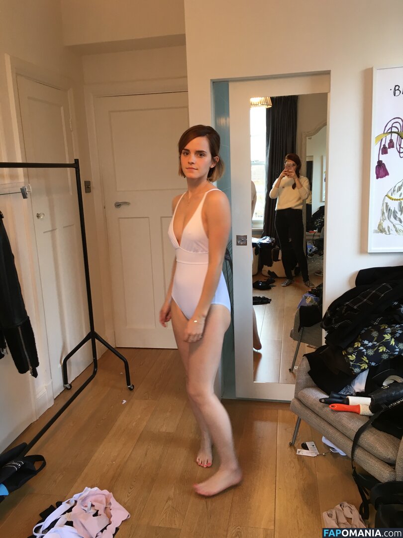 Emma Watson Naakt Gelekte foto #55