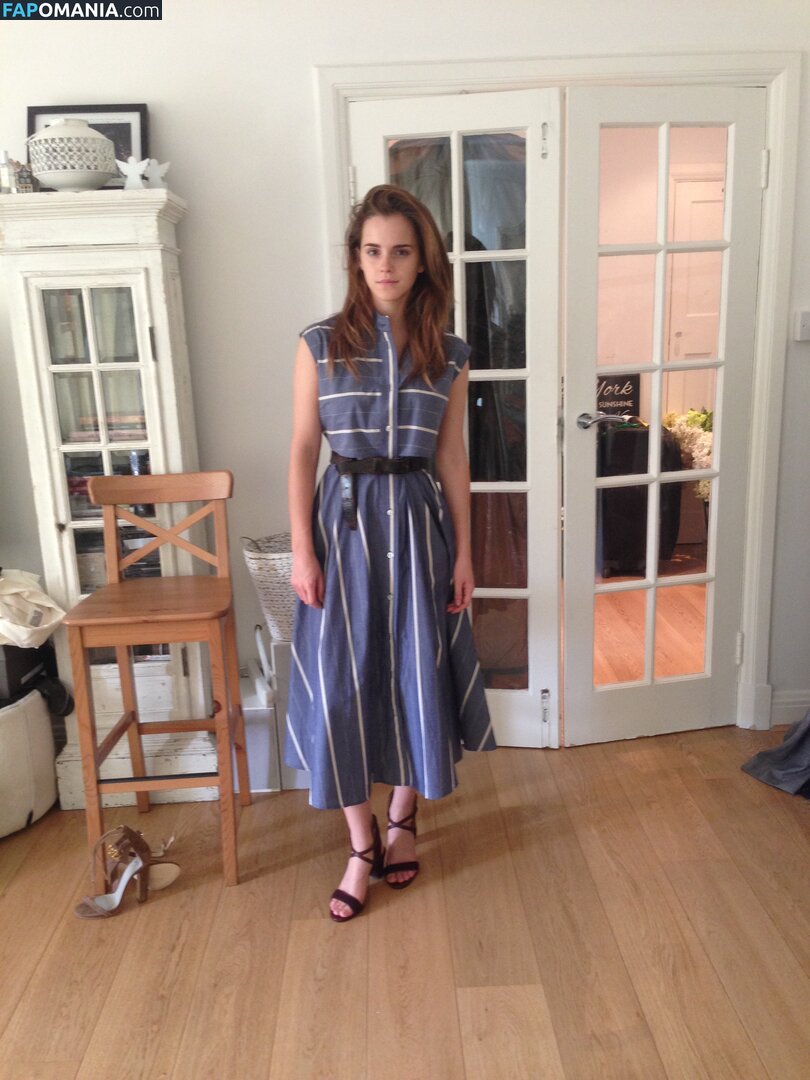 Emma Watson Naakt Gelekte foto #88