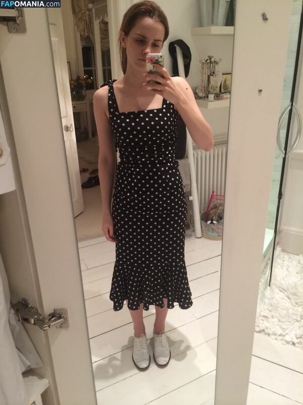 Emma Watson Naakt Gelekte foto #129