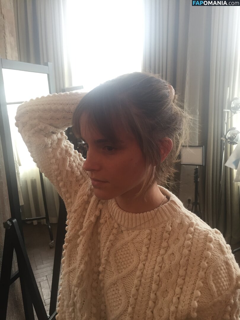 Emma Watson Naakt Gelekte foto #135