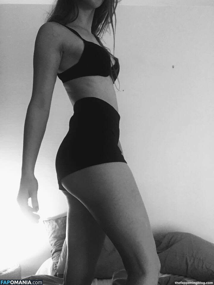 Fleur Geffrier Naakt Gelekte foto #41