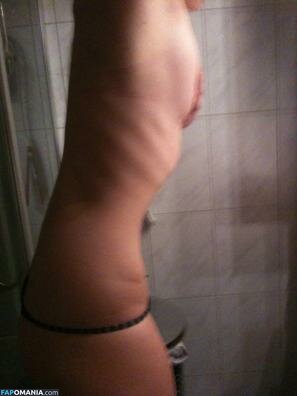 Guro Pettersen Naakt Gelekte foto #4