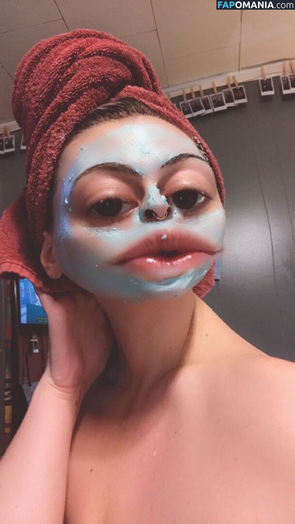 Hannah Schewel Naakt Gelekte foto #6