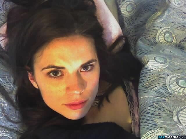 Hayley Atwell Naakt Gelekte foto #5