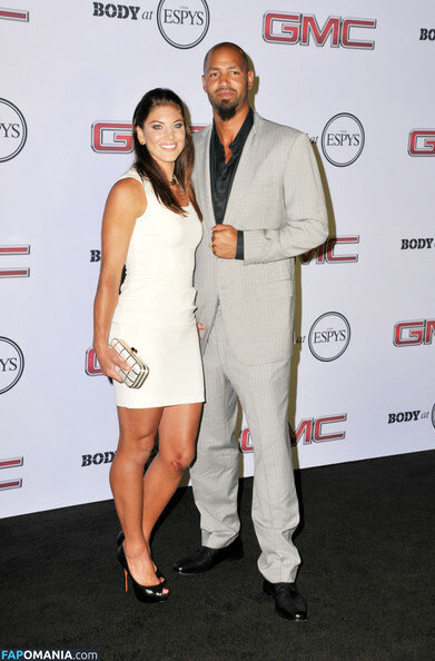 Hope Solo Naakt Gelekte foto #2