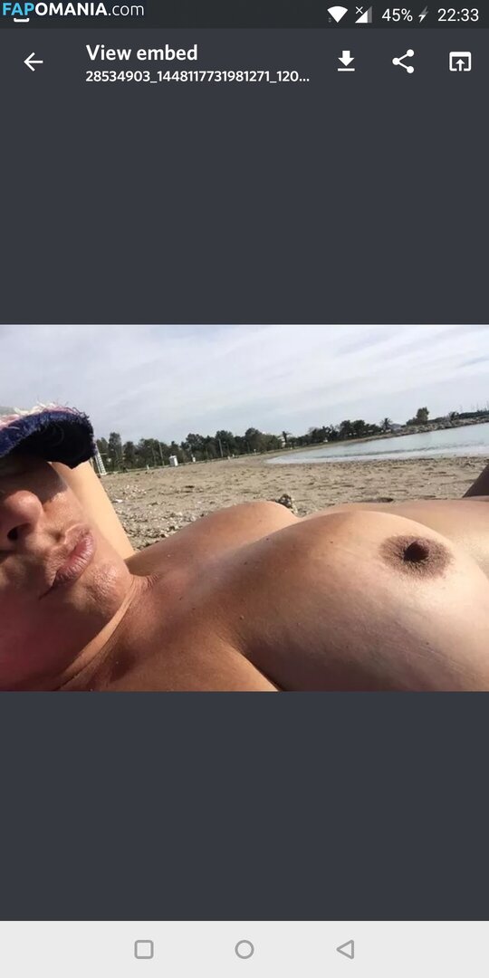 Ioanna Pilihou Naakt Gelekte foto #1