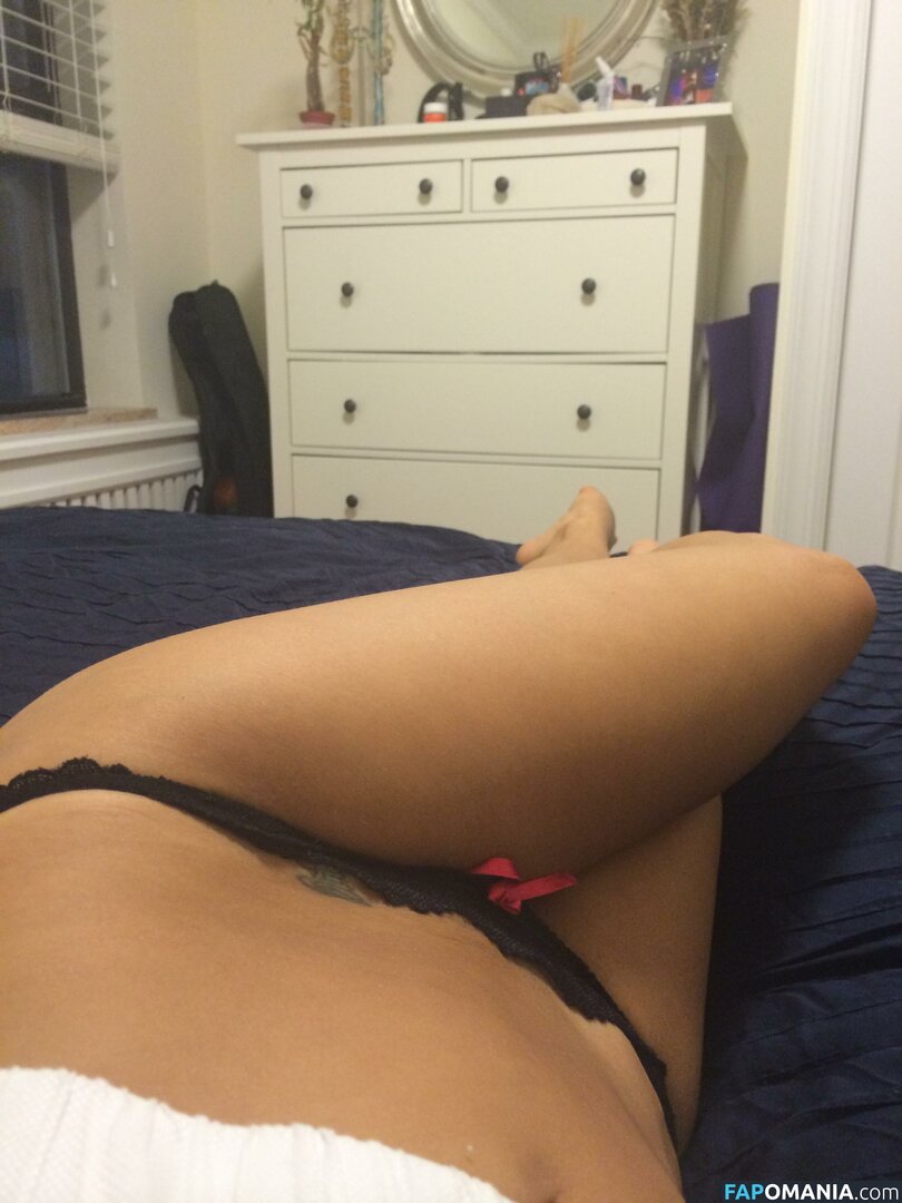Jackie Cruz Naakt Gelekte foto #13