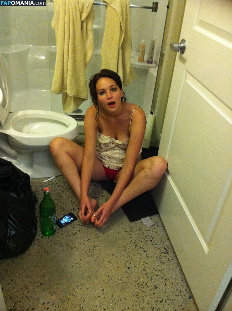 Jennifer Lawrence Naakt Gelekte foto #54