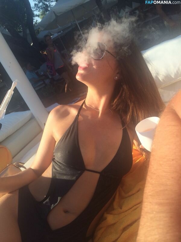 Jennifer Metcalfe Naakt Gelekte foto #7
