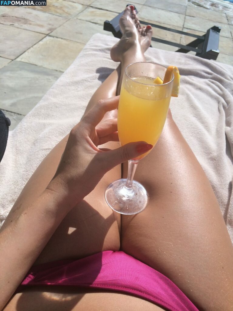 Jennifer Metcalfe Naakt Gelekte foto #11