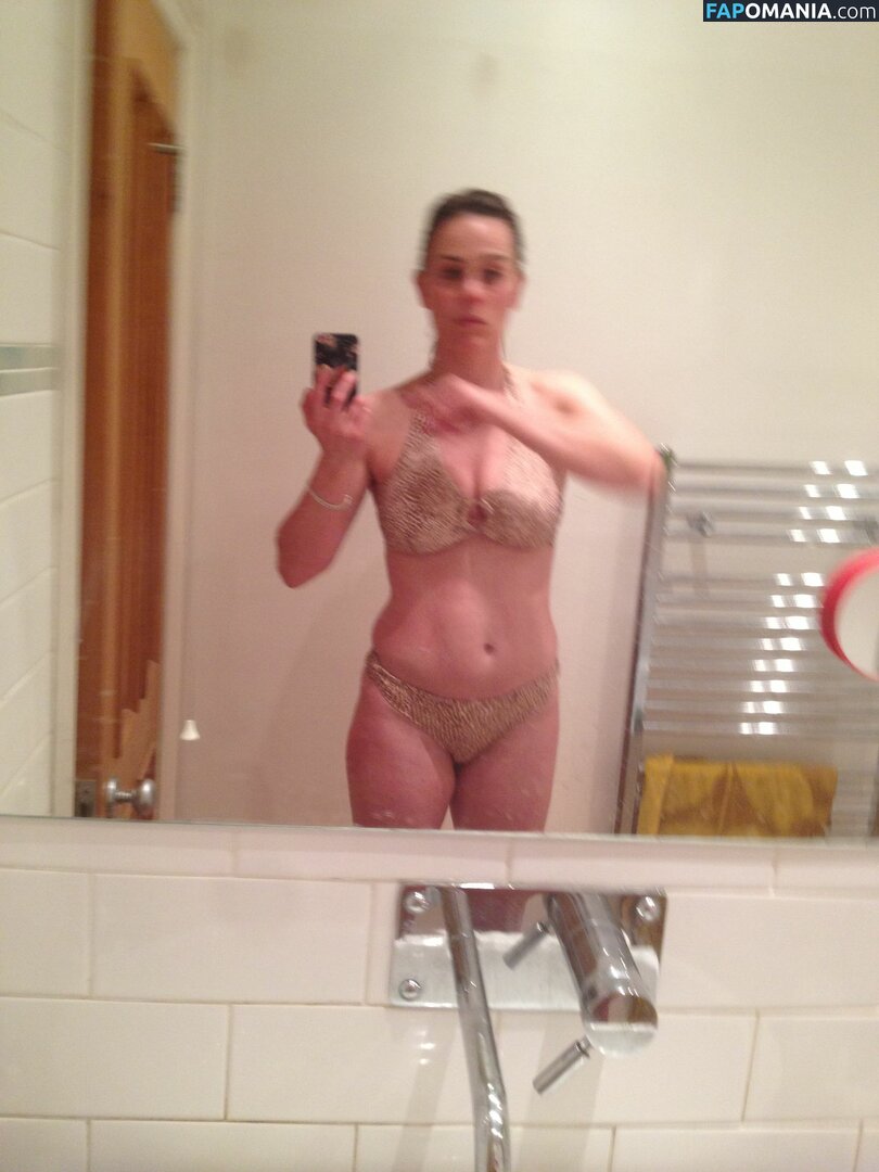 Jill Halfpenny Naakt Gelekte foto #11