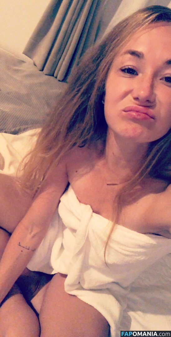 Julia Glushko Naakt Gelekte foto #104