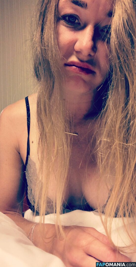 Julia Glushko Naakt Gelekte foto #108