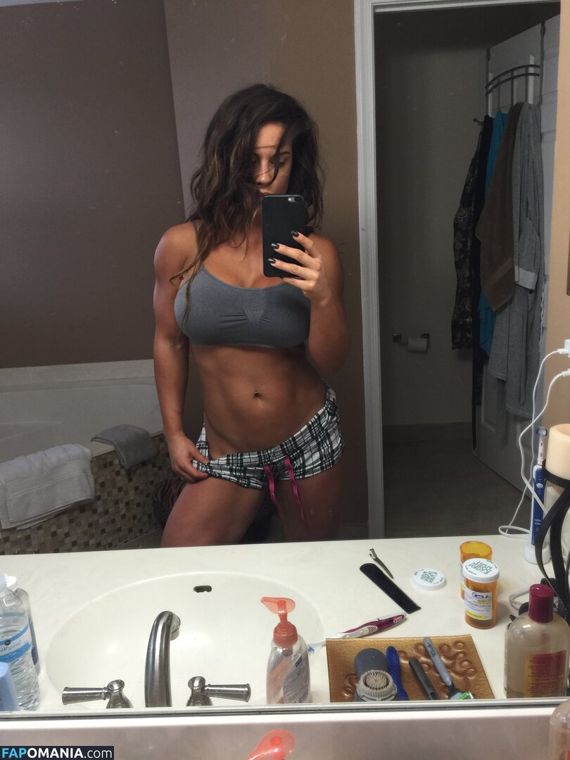 Kaitlyn WWE Naakt Gelekte foto #62