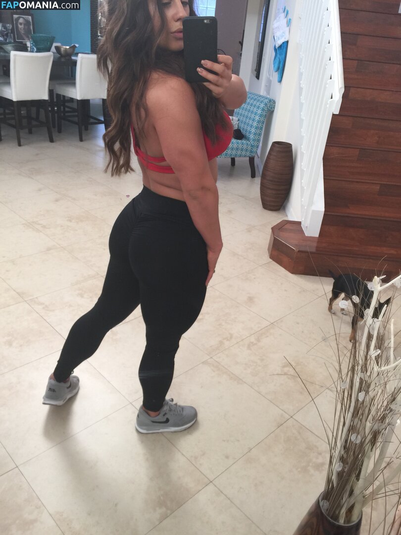 Kaitlyn WWE Naakt Gelekte foto #104