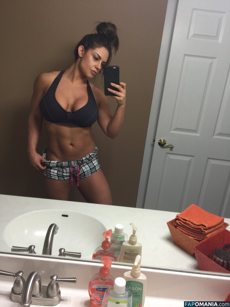 Kaitlyn WWE Naakt Gelekte foto #143