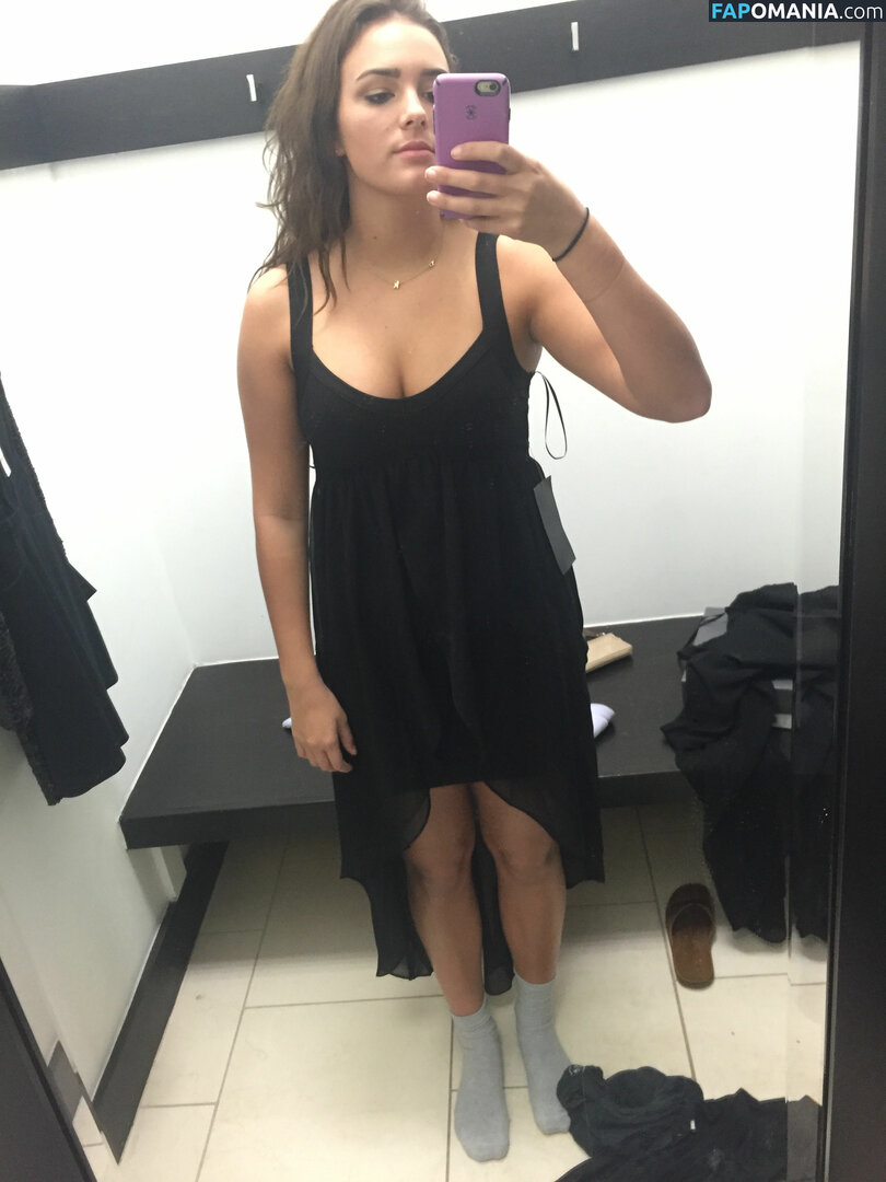 Kassidy Cook Naakt Gelekte foto #14