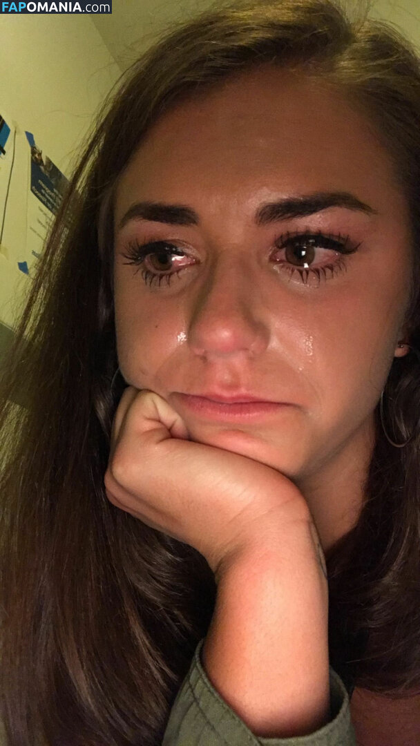 Kassidy Cook Naakt Gelekte foto #18