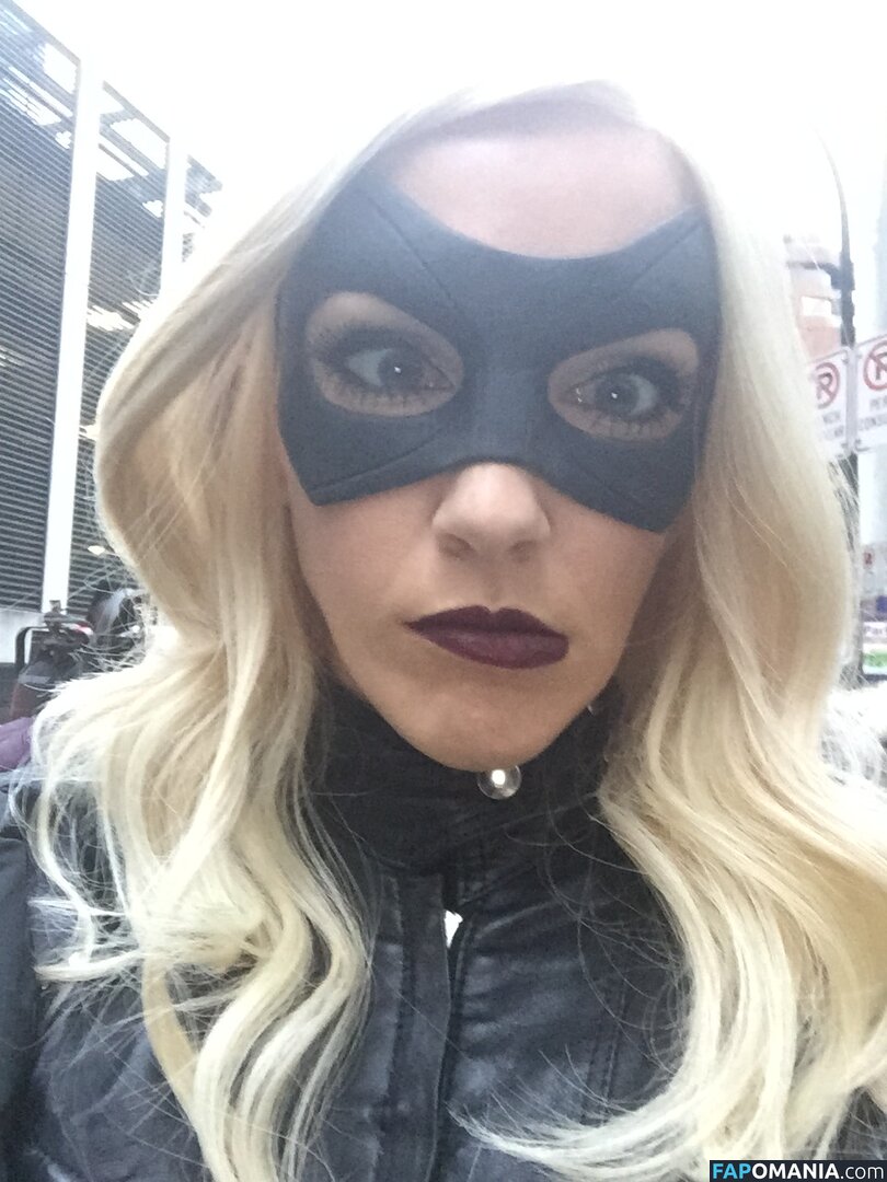 Katie Cassidy Naakt Gelekte foto #18