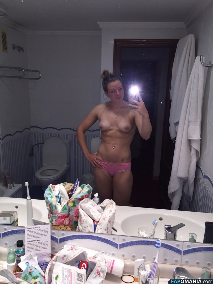 Katy Marchant Naakt Gelekte foto #14