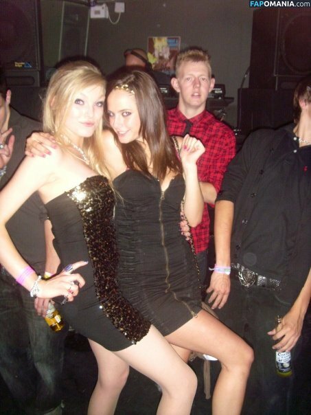 Kaya Scodelario Naakt Gelekte foto #20