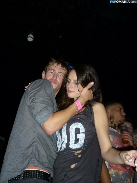 Kaya Scodelario Naakt Gelekte foto #22