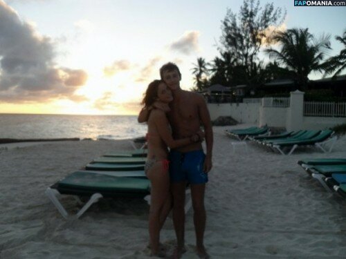 Kaya Scodelario Naakt Gelekte foto #28