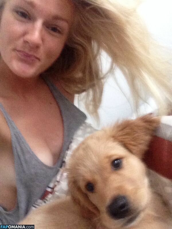 Kaylyn Kyle Naakt Gelekte foto #30