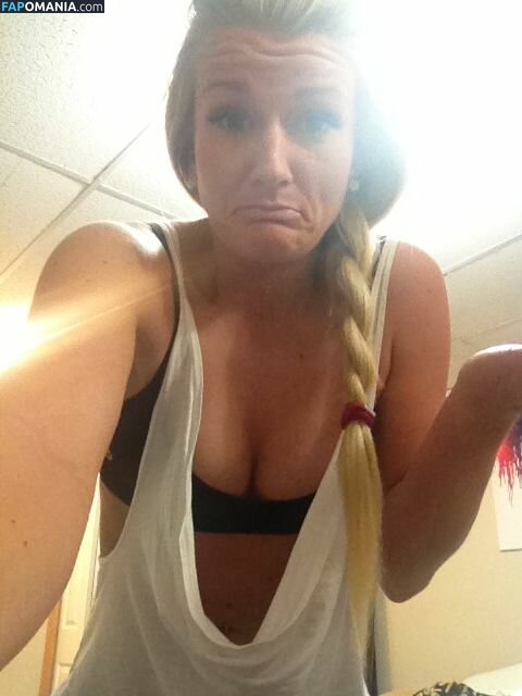 Kaylyn Kyle Naakt Gelekte foto #57