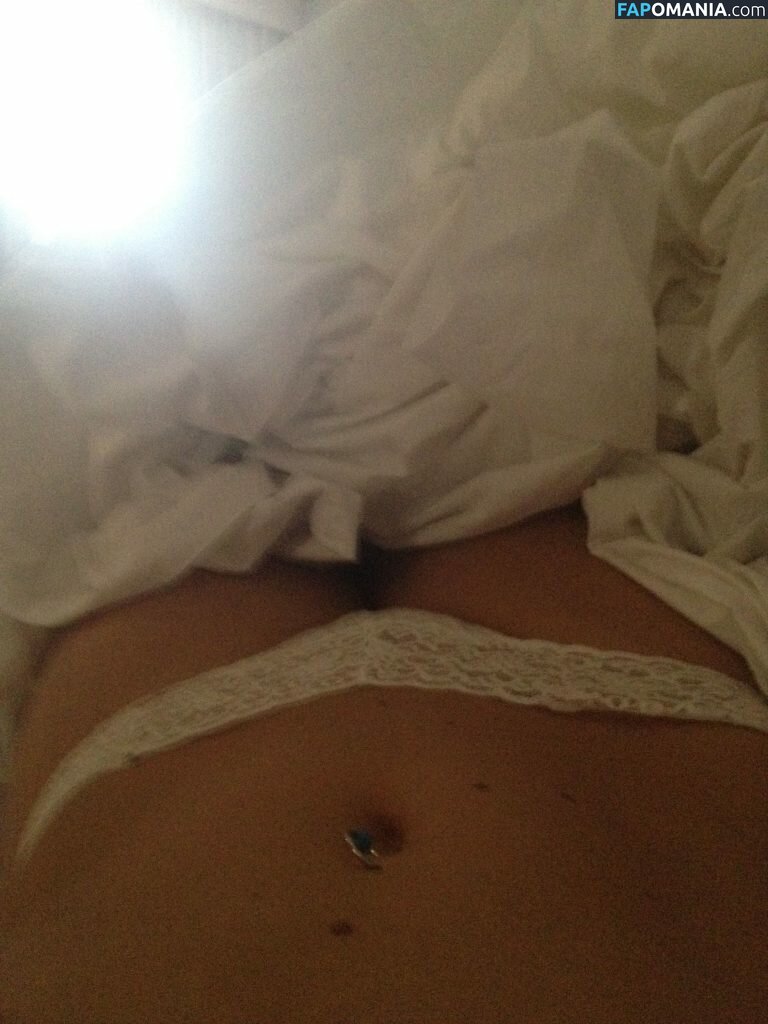 Kaylyn Kyle Naakt Gelekte foto #58