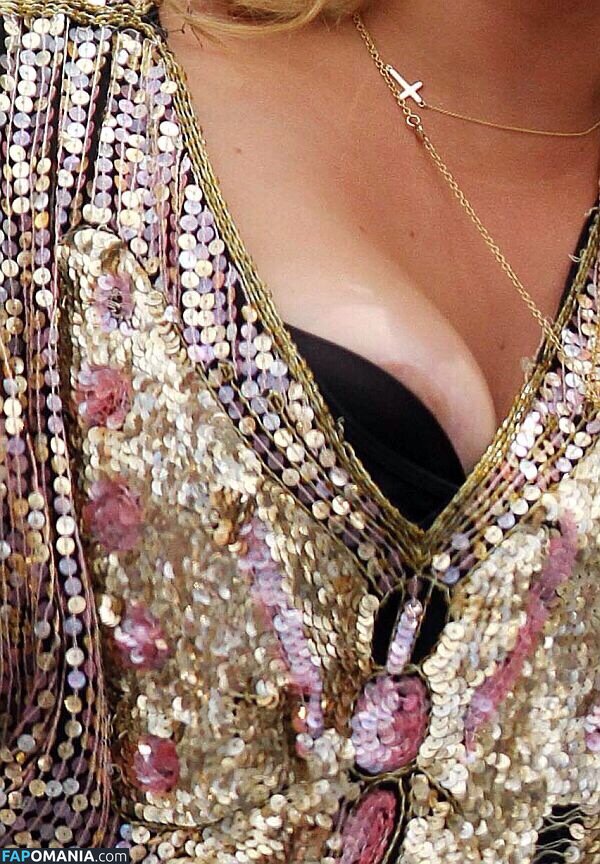 Kesha Naakt Gelekte foto #2