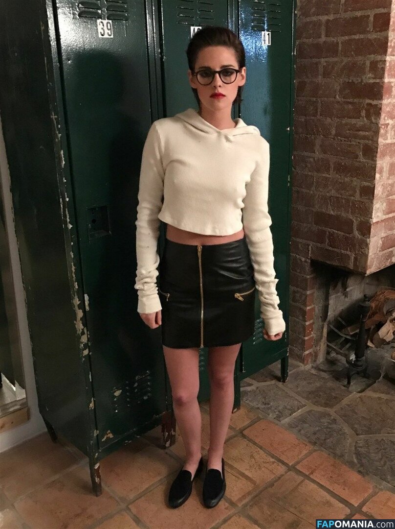 Kristen Stewart Naakt Gelekte foto #57