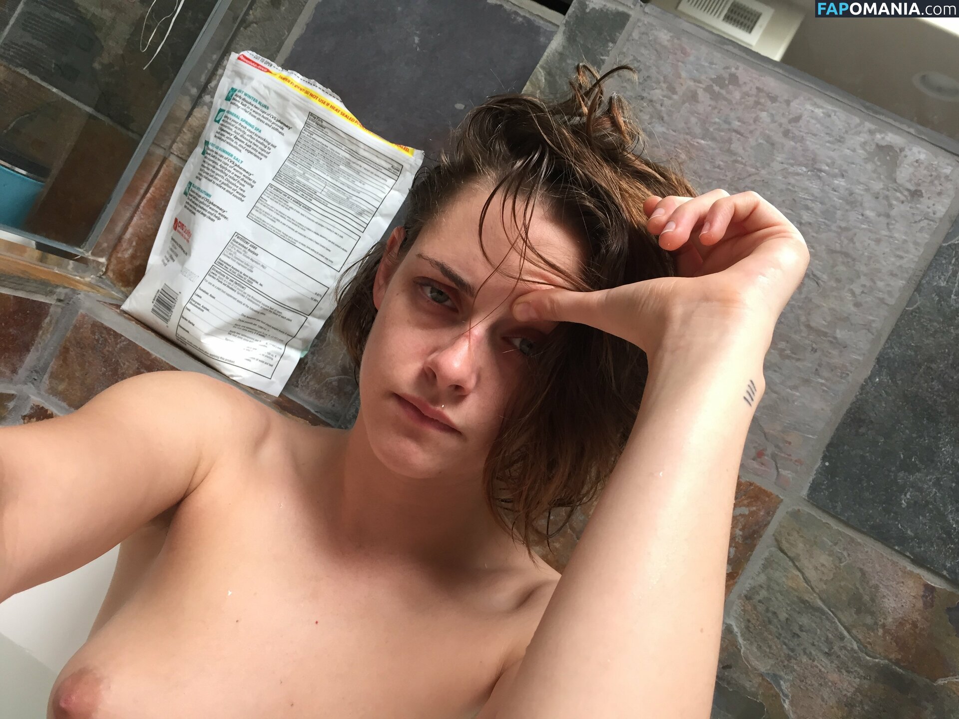 Kristen Stewart Naakt Gelekte foto #66