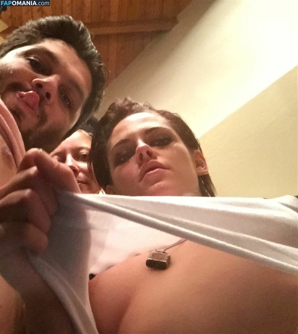 Kristen Stewart Naakt Gelekte foto #104