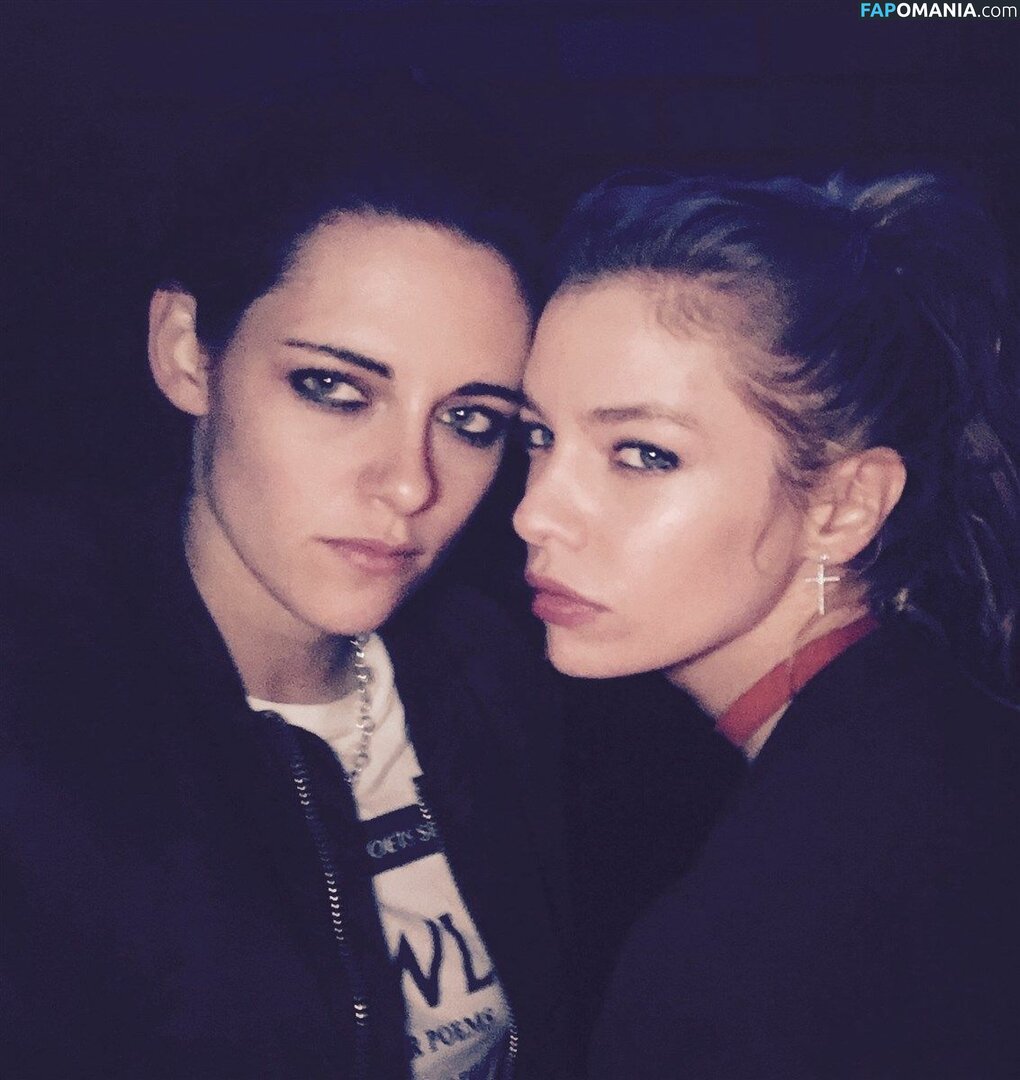 Kristen Stewart Naakt Gelekte foto #122