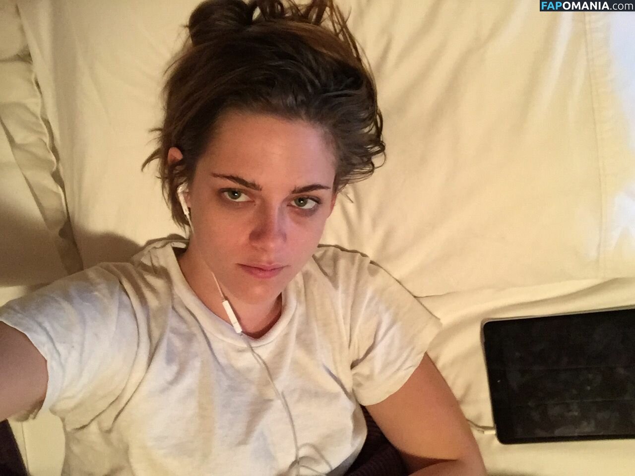 Kristen Stewart Naakt Gelekte foto #128