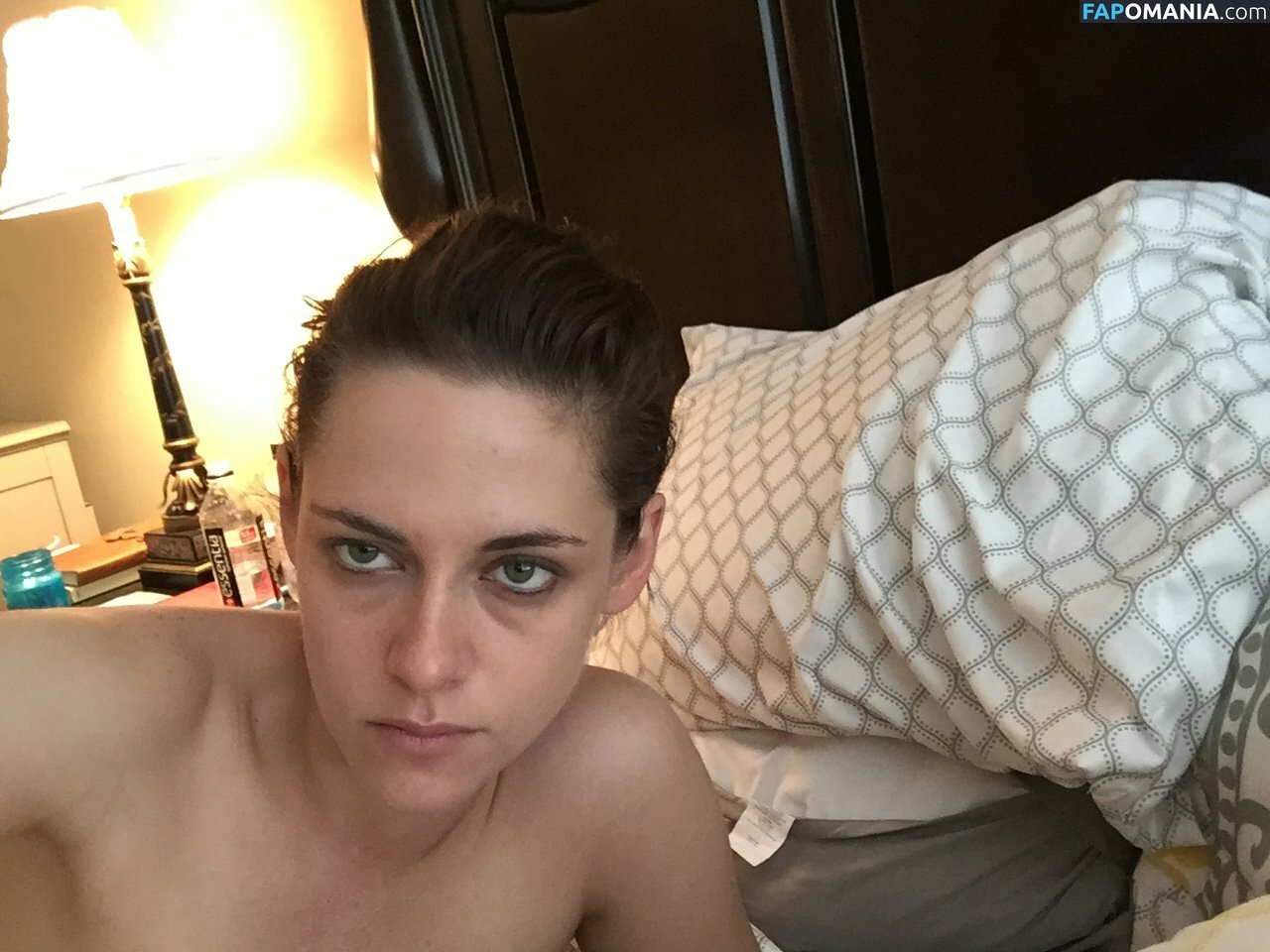 Kristen Stewart Naakt Gelekte foto #222