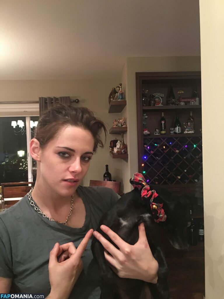 Kristen Stewart Naakt Gelekte foto #316